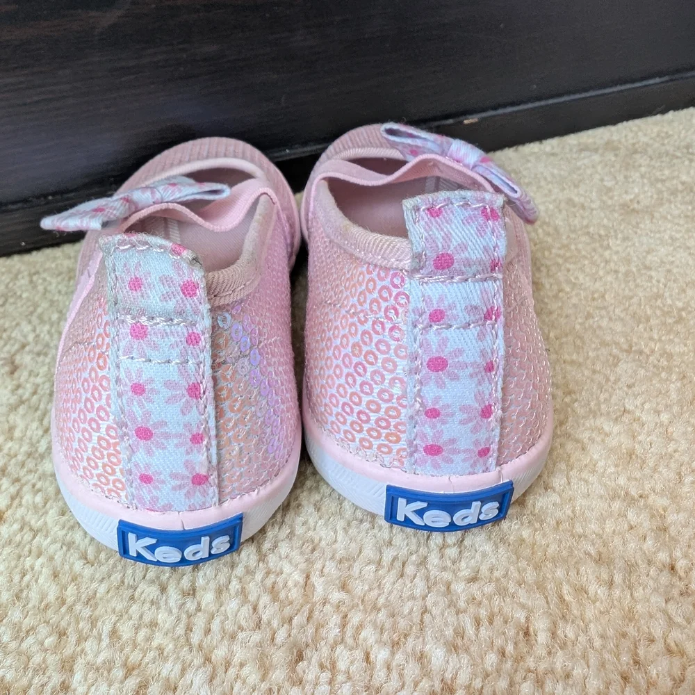 Like New Keds Champion White Irridecent Sparkly Pink Sequins Sneakers 🎀